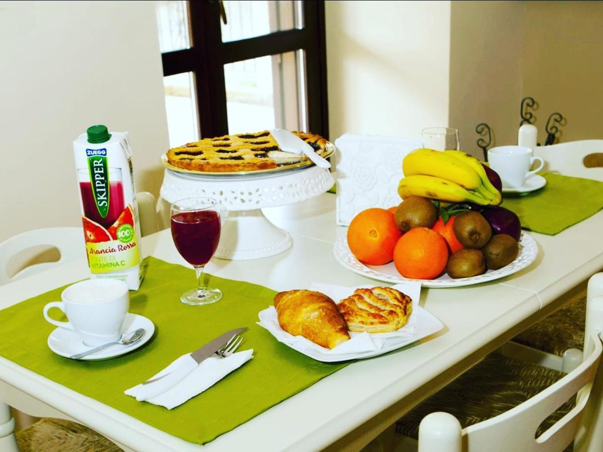 San Francesco Bed & Breakfast Cerisano ภายนอก รูปภาพ