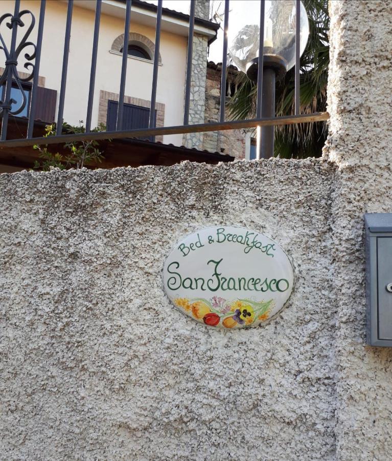San Francesco Bed & Breakfast Cerisano ภายนอก รูปภาพ